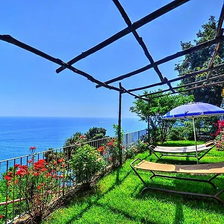 Bomerano Sleeps 10 With Pool Air Con And Wifi * Conca dei Marini