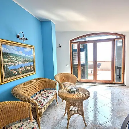 Bomerano Sleeps 10 With Pool Air Con And Wifi Villa Conca dei Marini