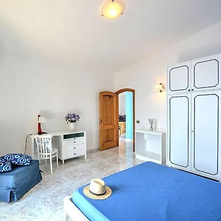 Bomerano Sleeps 10 With Pool Air Con And Wifi Villa *