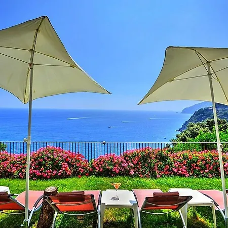 Villa Bomerano Sleeps 10 With Pool Air Con And Wifi Conca dei Marini