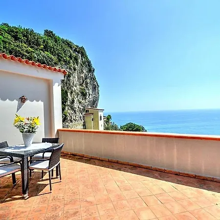 Bomerano Sleeps 10 With Pool Air Con And Wifi Conca dei Marini