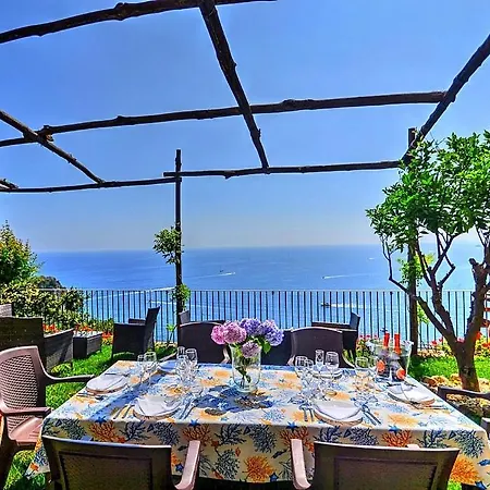 Bomerano Sleeps 10 With Pool Air Con And Wifi Villa *