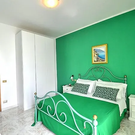 Bomerano Sleeps 10 With Pool Air Con And Wifi * Conca dei Marini
