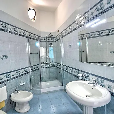Villa Bomerano Sleeps 10 With Pool Air Con And Wifi